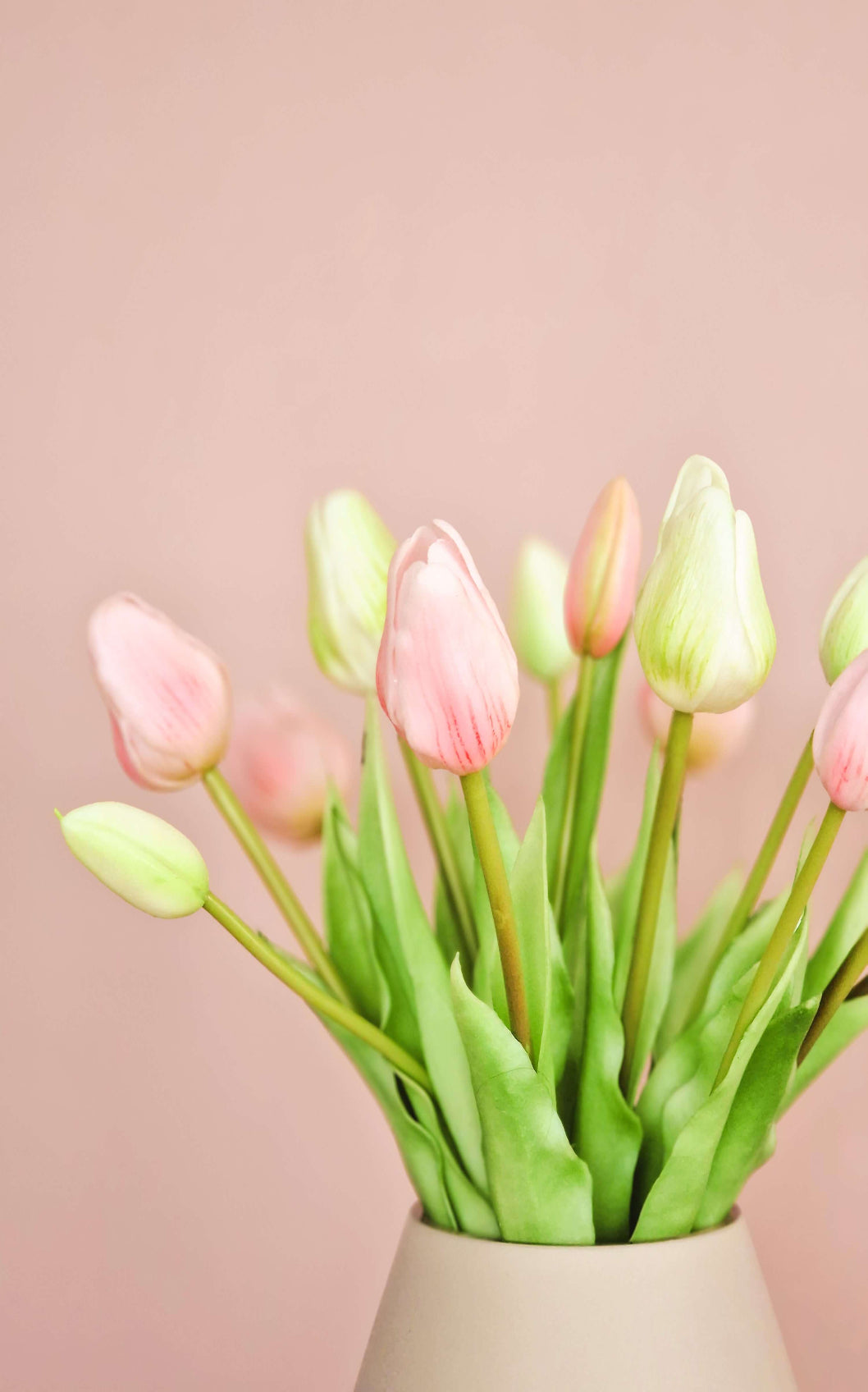 Realistische kunst tulp van zijde – voorjaarsbloem decoratie